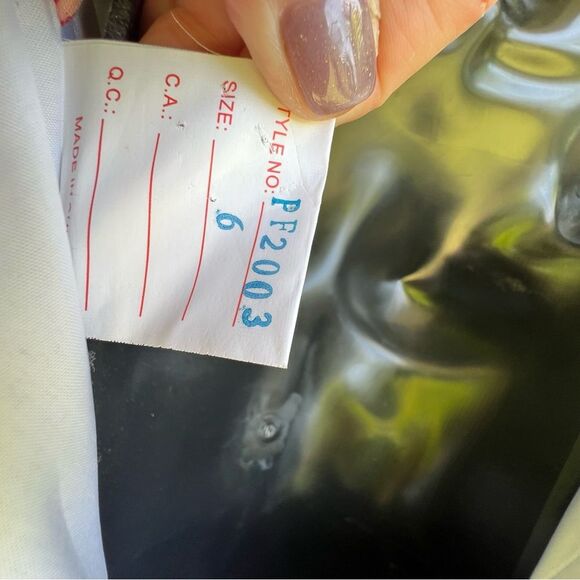 Flirt by Maggie Sottero NWT formal dress 🔥 white and gold beaded bodice 🔥 SZ 6 - Picture 11 of 12